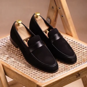 Aura Black Suede Loafer